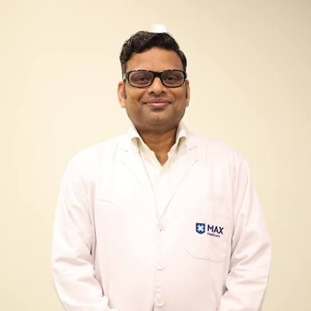 Dr Yogendar Singh